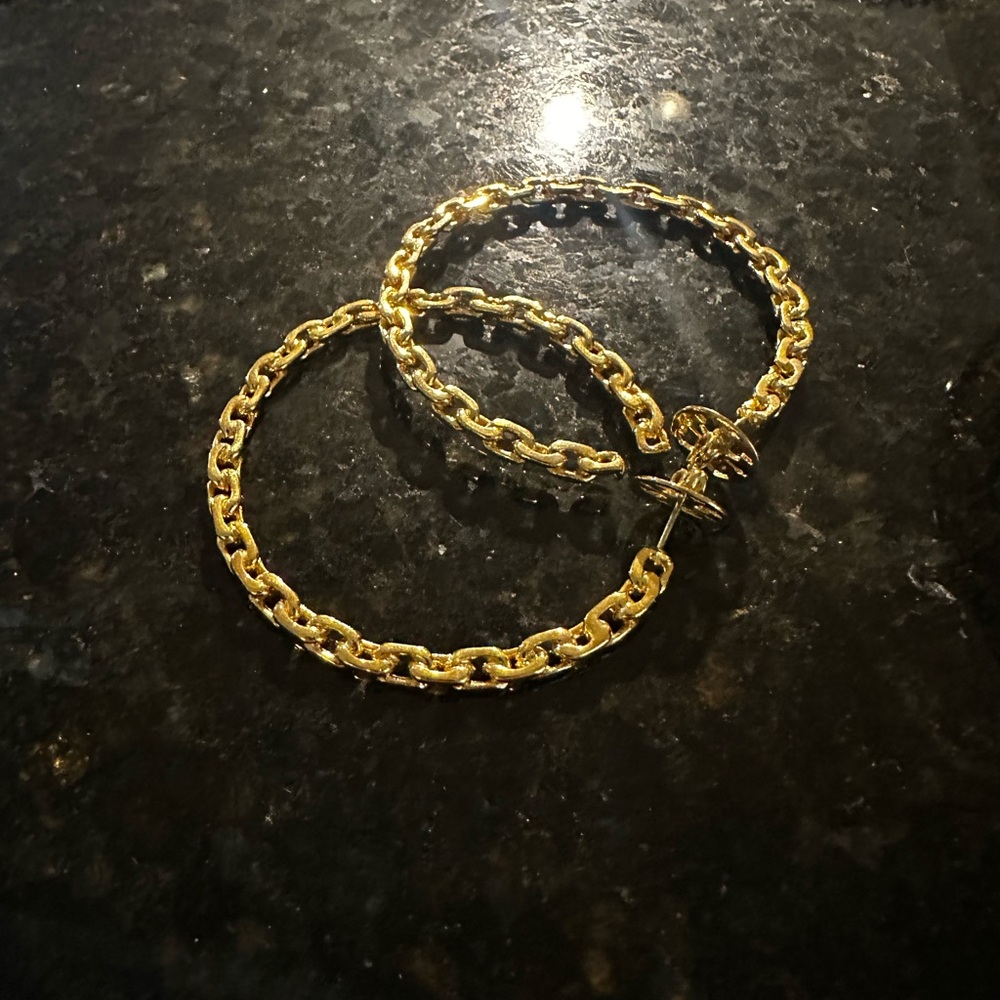 Tory Burch Chain Gold Hoops + 1